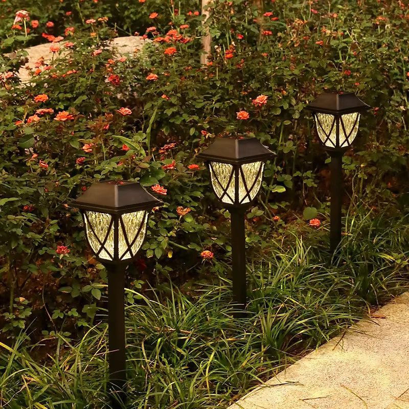 CHOUDAO TECH Solar-LED-Laternen im 2er-Set, Schwarz, Warmweißes Licht mit Dämmerungssensor für Garten und Terrasse - Bild 3