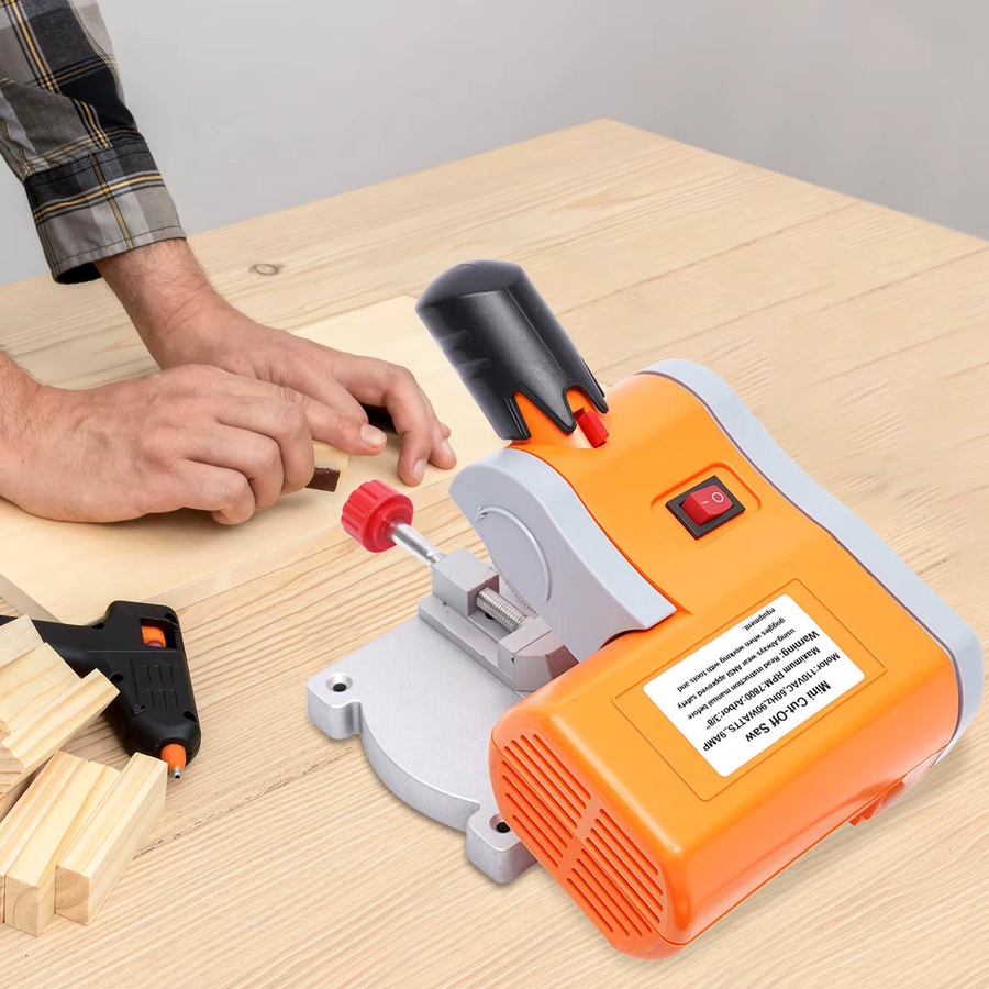 Elektrische Mini-Trennsäge 90W mit 7800 U/min, verstellbarer Schnittwinkel 0-45 Grad für Holz, Kunststoff, Stein und Metall, Gelb-Orange - Bild 2
