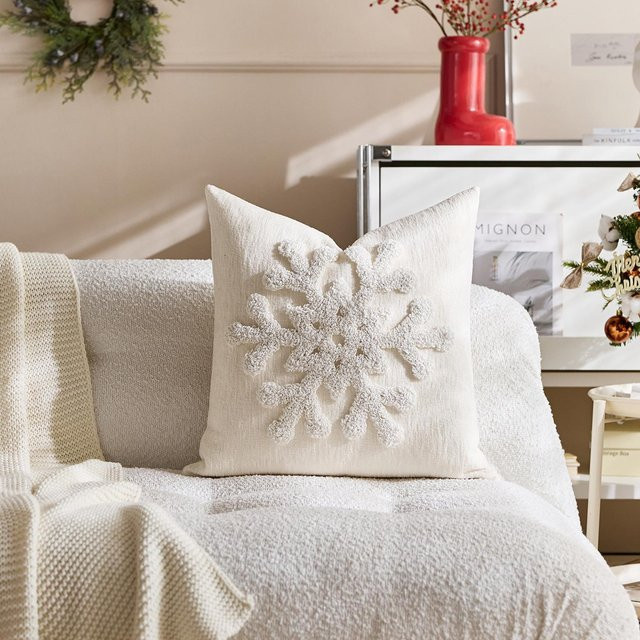 JMG Clothing Weihnachtskissenbezug mit Schneeflocken-Stickerei in Boho-Stil, Farbe: Weiß, B/B: 45 x 45 cm - Bild 1