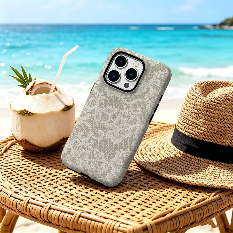 CaseChic MagSafe Schutzhülle für iPhone 17 16 15 14 Plus Pro Max Matte Bumper Stoßfeste Vintage Spitzenhülle in Weiß - Bild 3