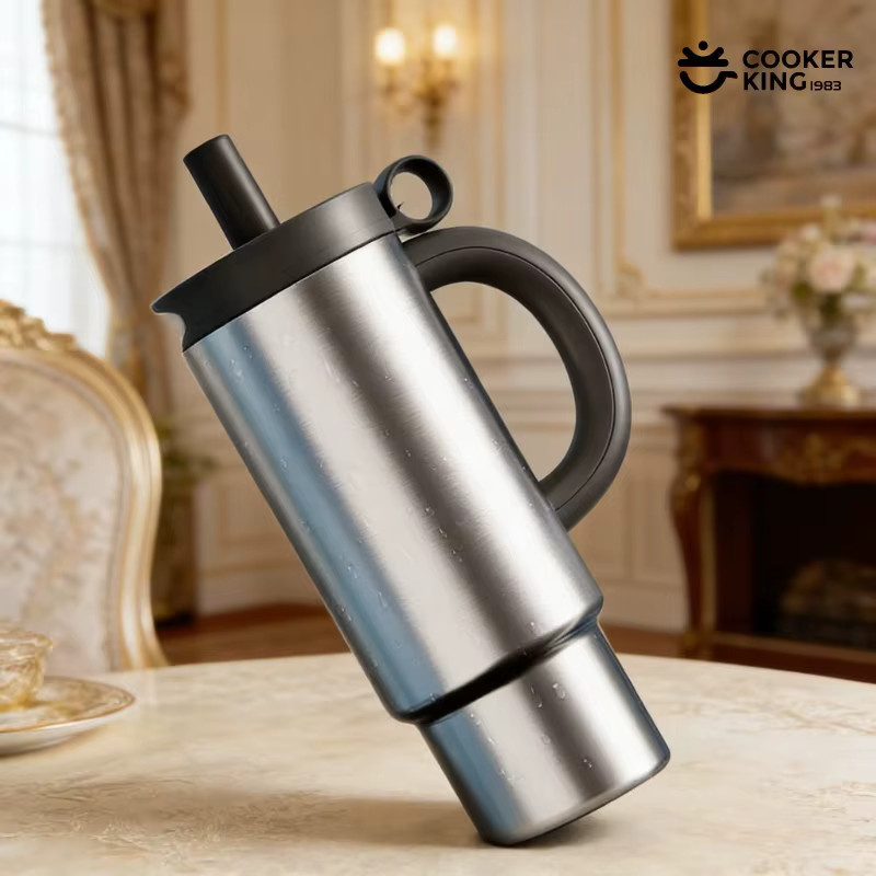 Cooker King Vakuum-Trinkbecher aus Edelstahl und PP mit Stroh für Kaffee und Wasser, Silver-Black, 1050 ml - Bild 4
