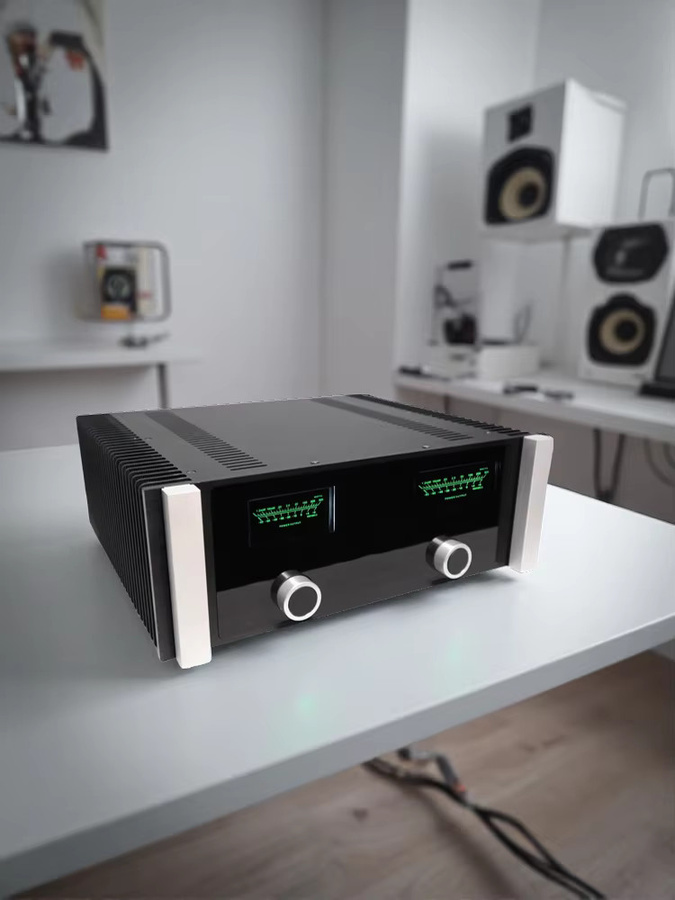 SENGTERBELLE MC4315 HiFi DIY Verstärker Chassis aus Vollaluminium in Schwarz mit beidseitigen Kühlkörpern - Bild 4