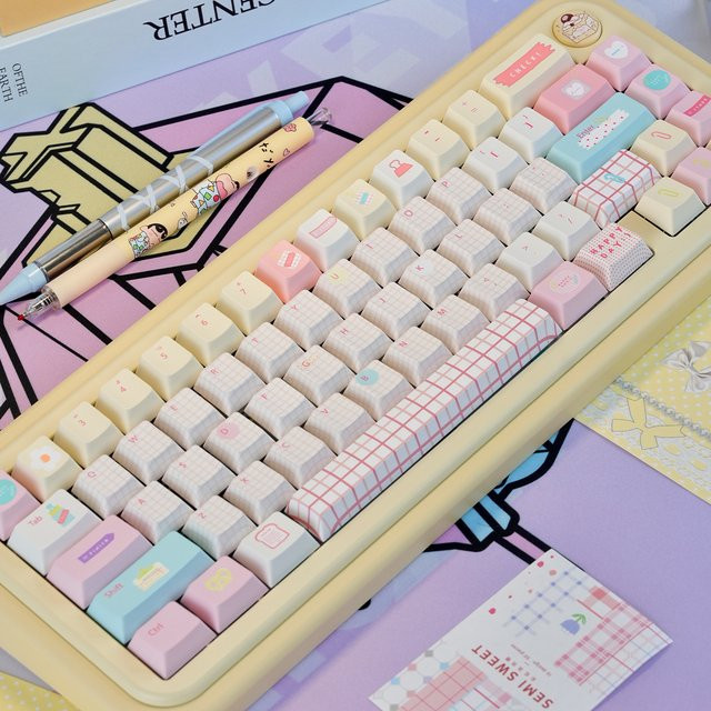 Venit Keys Summer Journal Keycaps Set Rosa Niedliche PBT Tastenkappen im Cherry Profile für MX Mechanische Tastaturen Multicolour - Bild 1