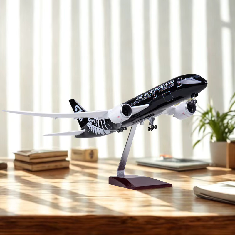 ZOCO New Zealand Airlines B787 Miniaturflugzeug, mit Licht und Rädern, 43cm - Bild 4
