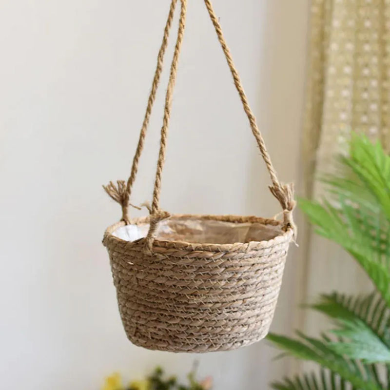 Dekorativer Blumenkorb von TOMTOP JMS aus Stroh und Jute in Braun im rustikalen Retro-Stil mit floralem Design und runder Form zum Aufhängen - Bild 2