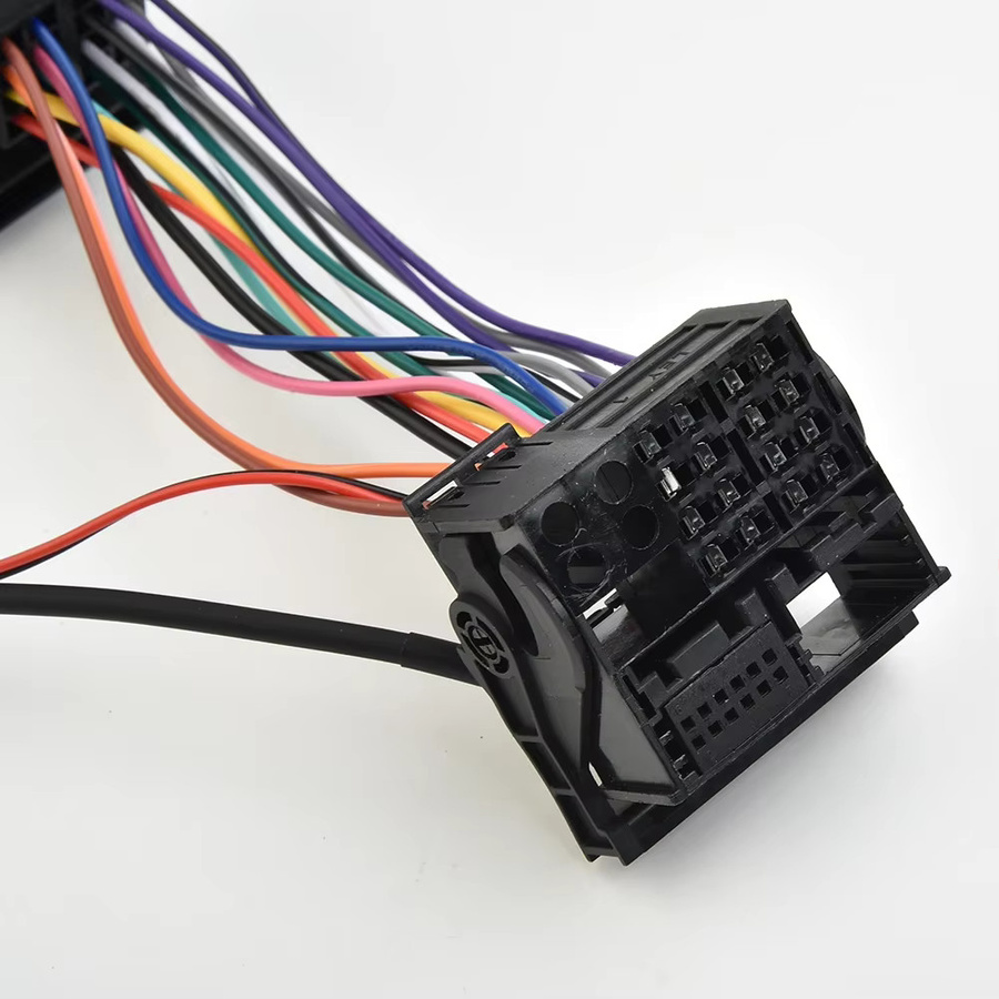 Bluetooth Adapter von Heinrich Tung für BMW E39 E53 X5 E83 X3 Z4 E85 und Mini R50 R53 zur Nutzung von CD-Radio, Navi und Musik via Aux-Kabel mit Freisprecheinrichtung - Bild 4