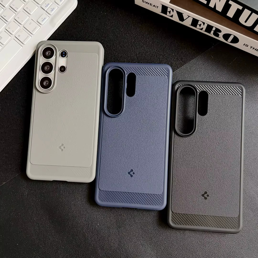 Spigen TPU Matte Magnetic Soft Case für Samsung Galaxy S26 Ultra, S26 Plus und S26 in Schwarz mit MagSafe Kompatibilität und stoßfestem Schutz - Bild 1