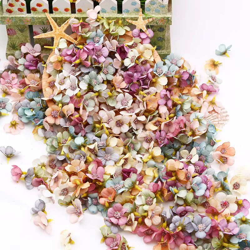 TTCY Seiden-Kunstblumen Gänseblümchen-Blütenköpfe in Mehrfarbig für DIY-Dekorationen und Hochzeiten (50 Stück) - Bild 2