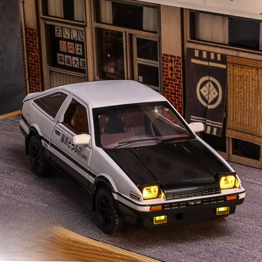 MAKEDA Initial D AE86 Spielzeugauto, Diecast Miniaturmodell, 1:32, mit Licht und Sound - Bild 1