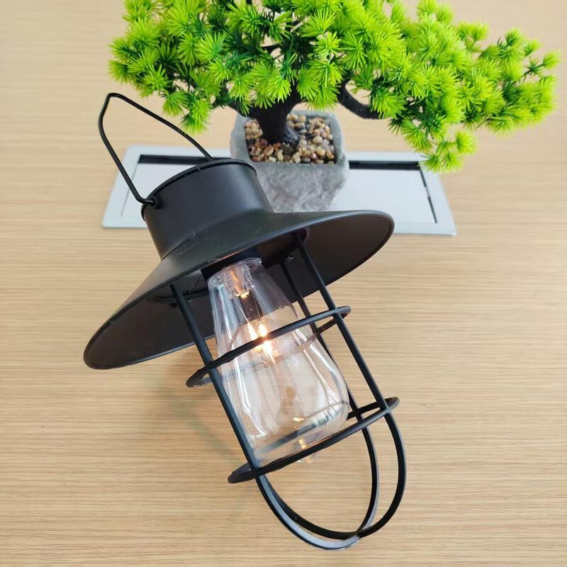 Solar Retro Garten Hängelampe aus Metall mit warmweißem LED-Licht - Bild 3