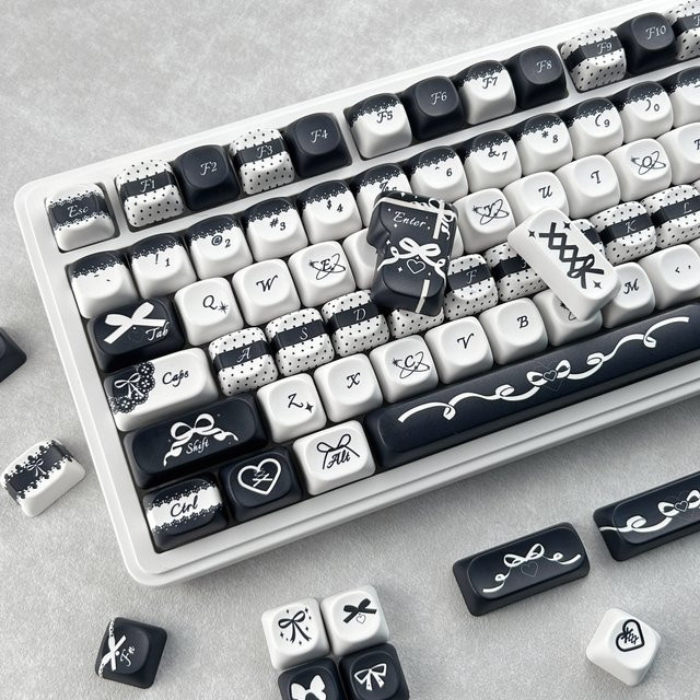 MAIMOOO Tastenkappen mit Schleifen-Design in Schwarz-Weiß, PBT Material, MOA-Profil, rund für mechanische Tastaturen - Bild 1