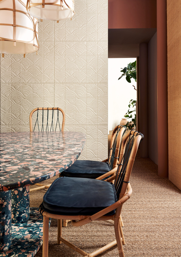 Arte International Tapete Dune in Terracotta und Beige mit abstraktem geometrischem Design im modernen Fliesenlook - Bild 1