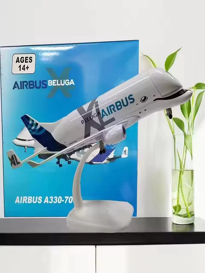 ZOCO A330 Beluga Flugzeugmodellbausatz, 1:300, Metalldruckguss, ab 14 Jahren - Bild 2
