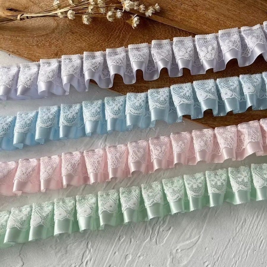 3 Meter Spitzenband mit plissiertem Stoffbesatz und Rüschen für Kleidung und Dekoration in Weiß und Schwarz - Bild 2
