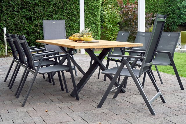 Hartman Xanadu Aruba Garten-Essgruppe aus Aluminium und Teakholz in Anthrazit mit 6 Stapelsesseln und 2 Klappstühlen, Tisch B: 220 cm, T: 100 cm - Bild 1