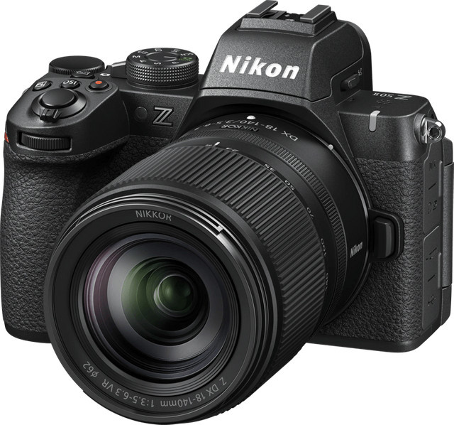 Nikon Z50 II Systemkamera mit NIKKOR Z DX 18-140 VR Objektiv in Schwarz - Bild 1