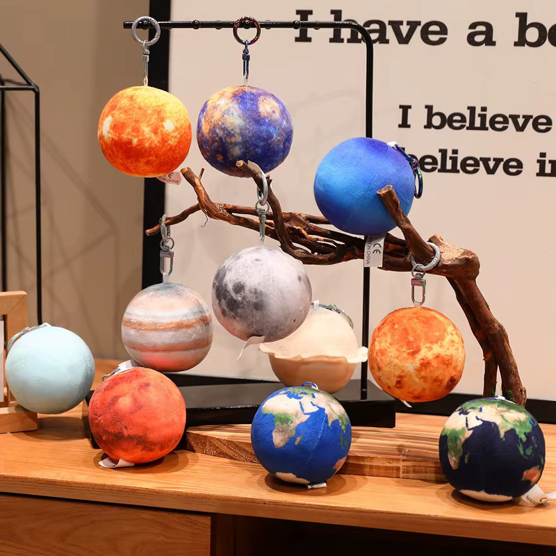 YUZHINUO Sonnensystem Planeten Plüsch Schlüsselanhänger, Lernspielzeug - Bild 3