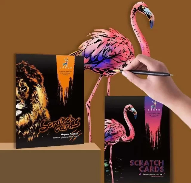 4er-Set A4 Scratch Art DIY Malsets mit bunten Tier- und Nachtmotiv-Motiven wie Löwe, Wolf und Flamingo in Mehrfarbig - Bild 1