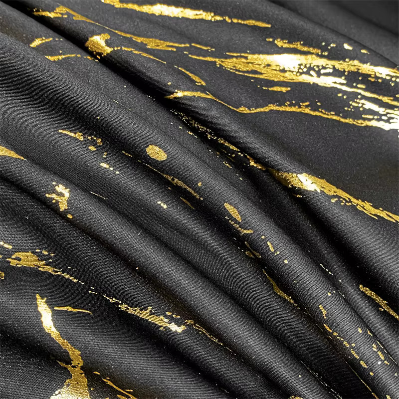 Bonenjoy Eiskühlende Sommerdecke mit Schwarz-Gold-Marmormuster, Bettüberwurf in Glamour-Optik, B/B/H: 200 x 150 x 1 cm - Bild 4
