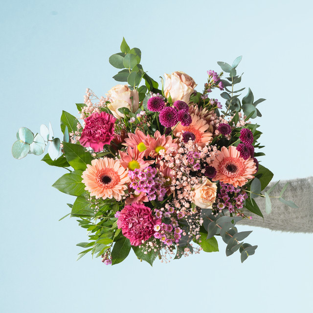 BLUME2000 Sweet Surprise Bouquet Winter orange purple multicolour rund - Bild 1