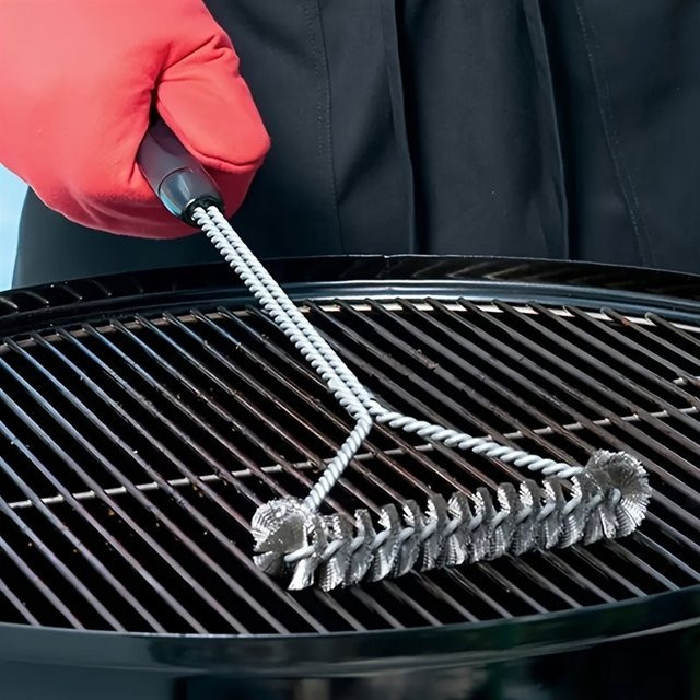 Edelstahl Grillreiniger mit langem Griff und Y-förmiger Lockenbürste in Silber, B/T/H: 28,0 x 16,5 x 0 cm - Bild 1