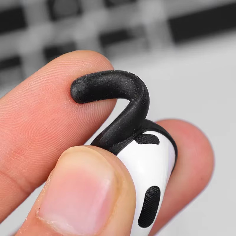 Silikon-In-Ear-Ohrstöpselschutz und Gehäuseabdeckung für Apple AirPods 4 in Schwarz mit rutschfestem Ohrbügel - Bild 6