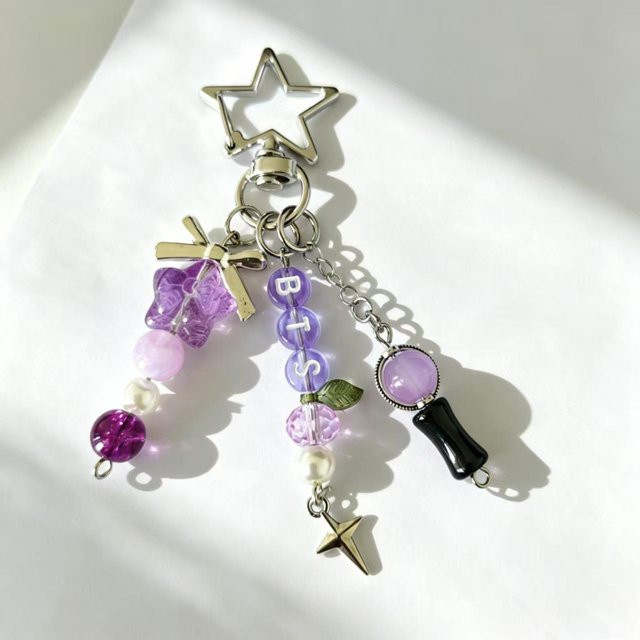 Schlüsselanhänger BTS, Tulpenblüten, Perlen, Damen, Mädchen, Unisex - Bild 1