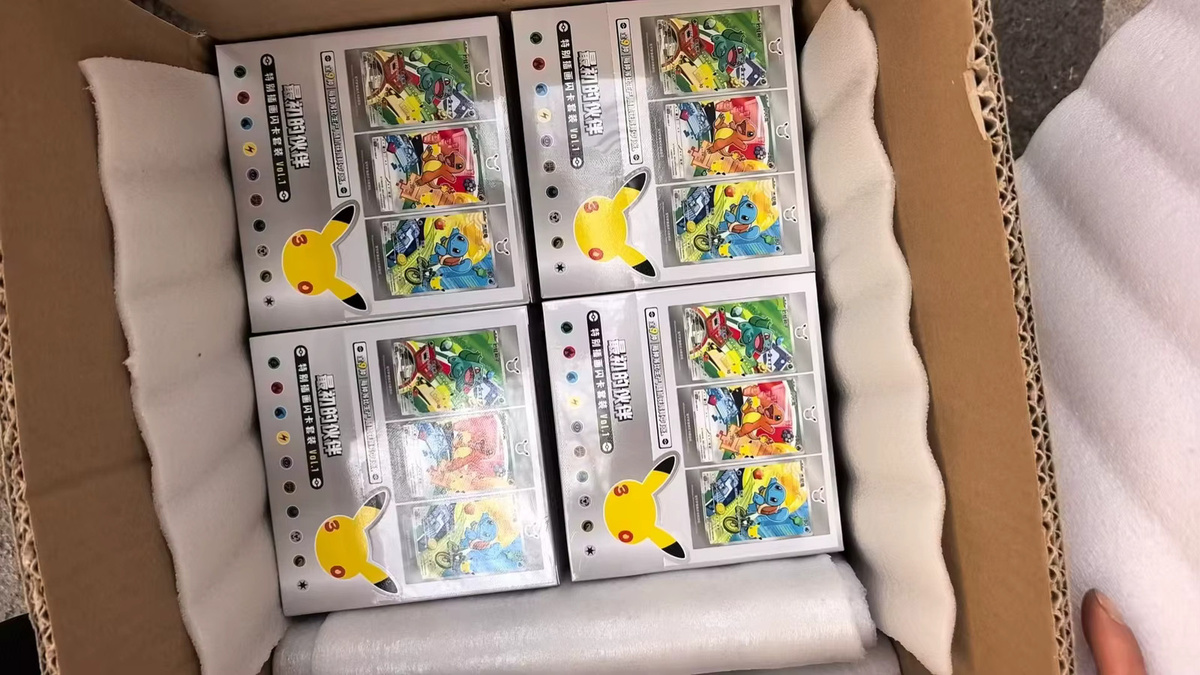 Pokemon 30. Jubiläums-Feierbox-Set, Premium-Kartenset, Set / Bundle - Bild 4