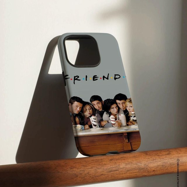 Hot TV F-Friends Handyhülle für iPhone 17 16 15 14 13 12 Pro Max Plus, glänzende HD-Doppelschicht-Flüssigkeits-Hartschale in Weiß - Bild 1