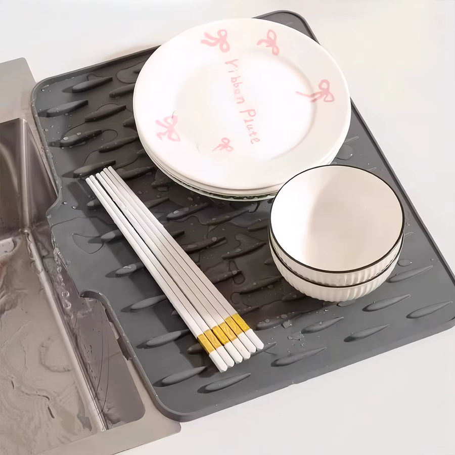 RONLOOL Silikon-Abtropfmatte in Grün, rutschfeste Küchenmatte als Hitzeschutz und Arbeitsplattenmatte, B/T: 32,0 x 26,0 cm - Bild 1