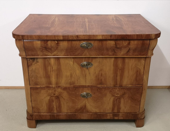 Antikhof Brück Biedermeier Kirschbaum Kommode abgerundet um 1840 in Braun