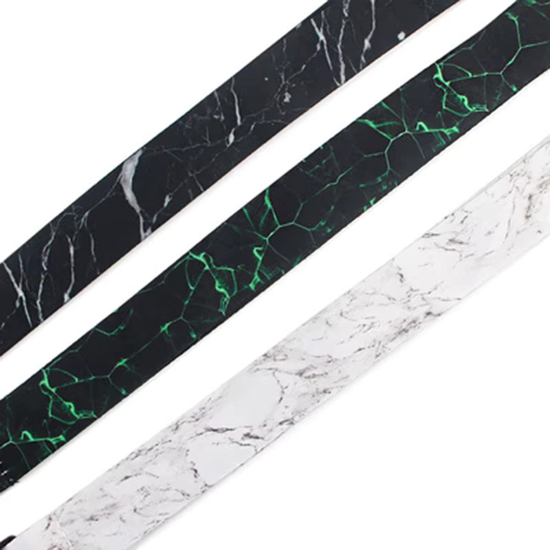 Multicolor Lanyard als Schlüsselbund-Gurt und Handy-Charm mit Seil für ID-Karten und Schlüssel - Bild 4