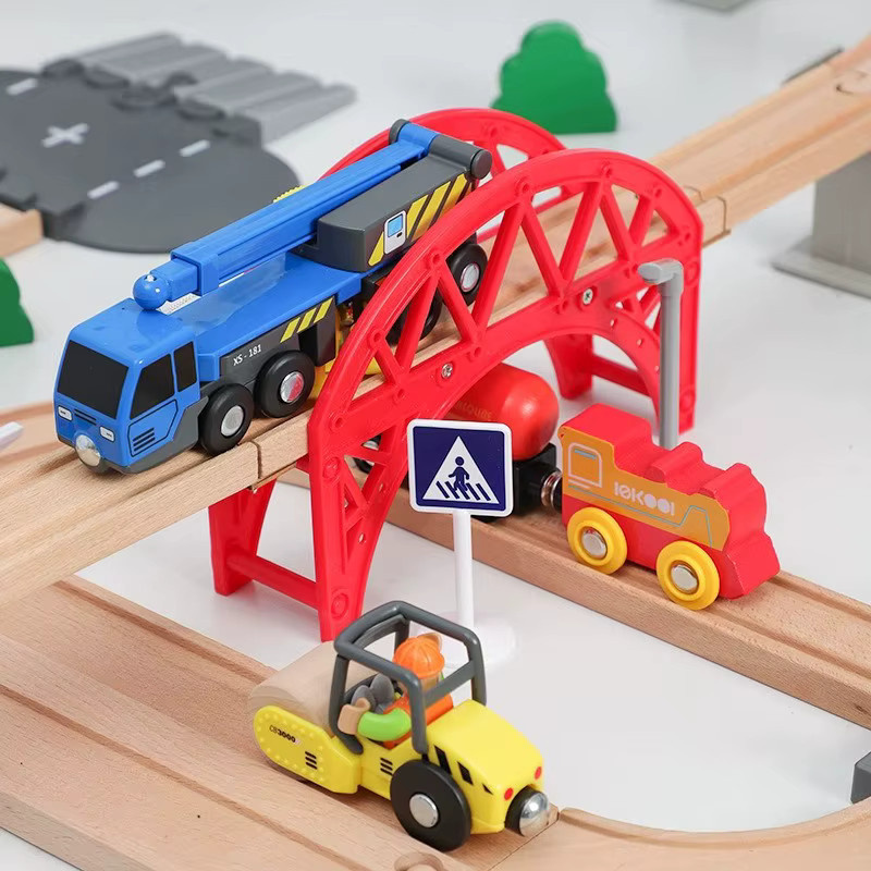 skxnier Eisenbahnschienen-Set aus Holz, Polizei, Zubehör - Bild 2