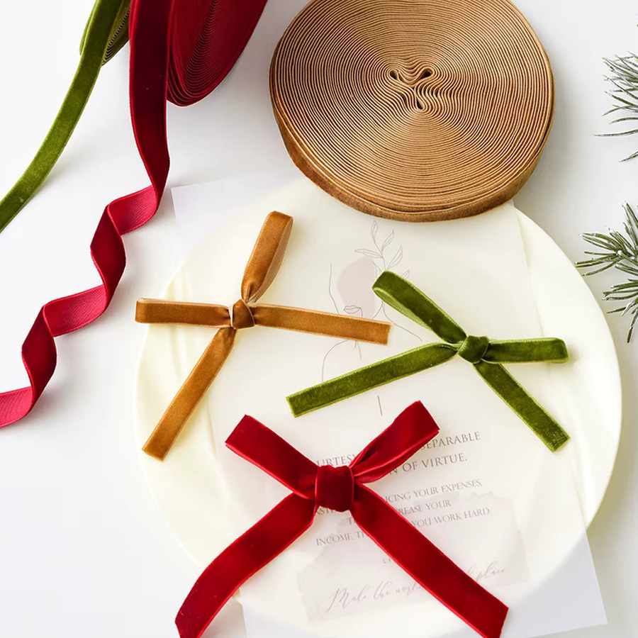 Beiges Samtband mit Beflockung für Weihnachtsdekoration und DIY-Geschenkverpackungen, Länge: 10 m, Breite: 1,5 cm - Bild 2