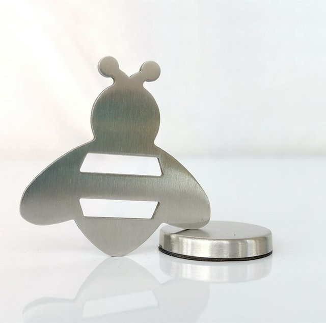 Magnetischer Tischdeckenclip aus Edelstahl in Silber für Kühlschrank, Memotafel und Büro - Bild 1