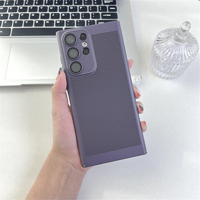 Schlanke und atmungsaktive Handyhülle mit Wärmeableitung und Linsenschutz für Samsung S24 Plus in Purple/Multicolour - Bild 1