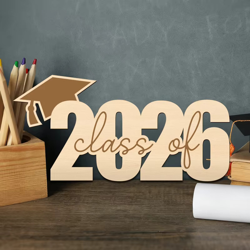 YOMDID Fotokabinen-Requisiten für den Abschluss 2026 aus Holz mit Abschlusskappe in Braun und Beige - Bild 2