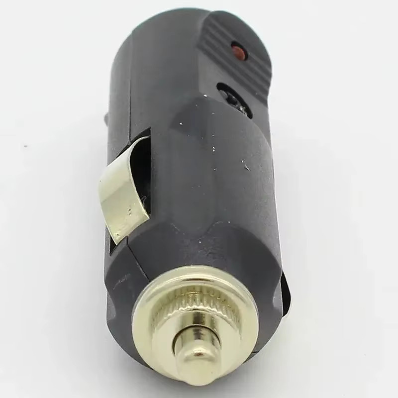 ELECAPITAL DC 12V Zigarettenanzünder Stecker Adapter mit LED-Kontrollleuchte und Sicherung in Schwarz - Bild 3