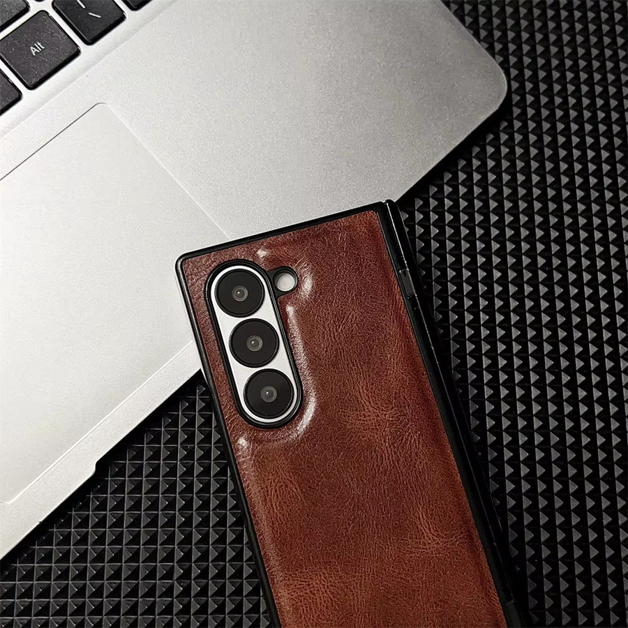Retro Leder Hartschale Handyhülle für Samsung Galaxy Z Fold 7 6 5 4 mit Scharnierschutz in Schwarz - Bild 2