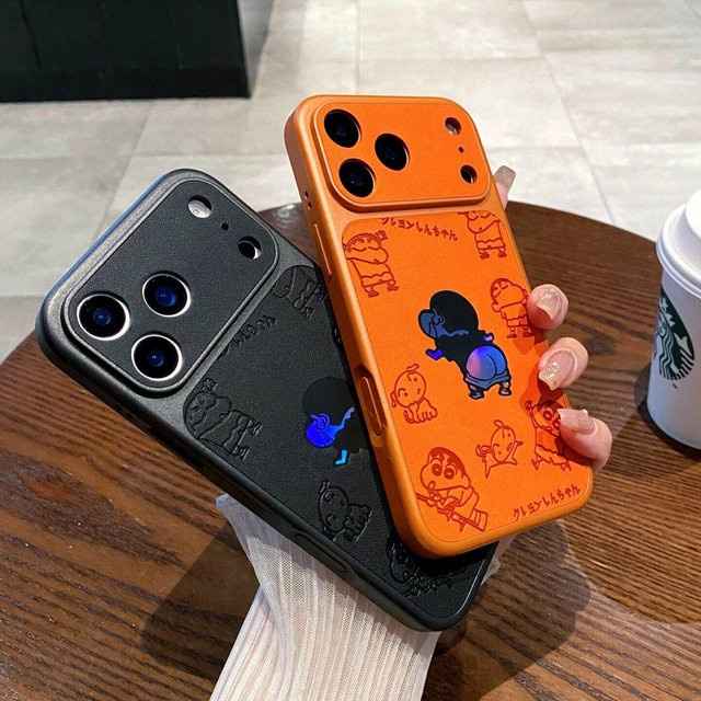 Bandai Crayon Shin-chan Handyhülle aus Leder mit Laser-Effekt für iPhone 17 16 15 14 13 Pro Max stoßfeste Hartschale - Bild 1