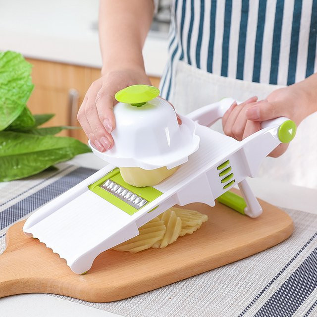 PDQ Verstellbarer Slicer in Weiß für Gemüse, Obst und Zucchini inklusive Knoblauchmühle und Pommes-Schneider - Bild 1