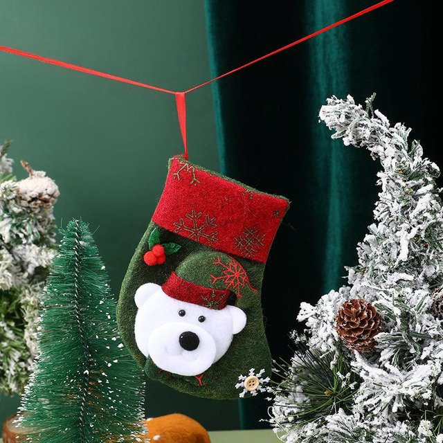 NATAWA Weihnachtsstrumpf aus Stoff in Rot mit Motiv für deine Weihnachtsdekoration - Bild 1