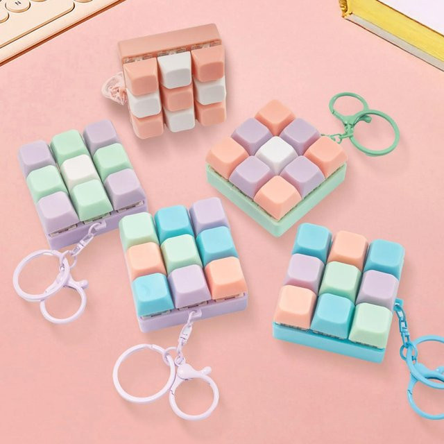 Fashnics Macaron Niedliche 9-Tasten-Tastatur Fidget Spielzeug, Russischer Block, white - Bild 1