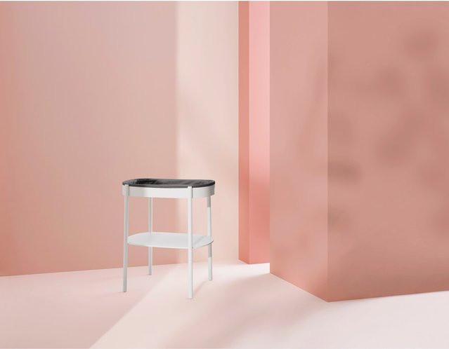 Stokke Sleepi Wickeltisch in White mit abnehmbarer und waschbarer Wickelauflage - Bild 1