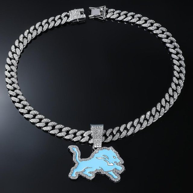 YIRAN Halskette mit Wolf Anhänger, Kupfer, Kristall, Schwarz, Unisex - Bild 1