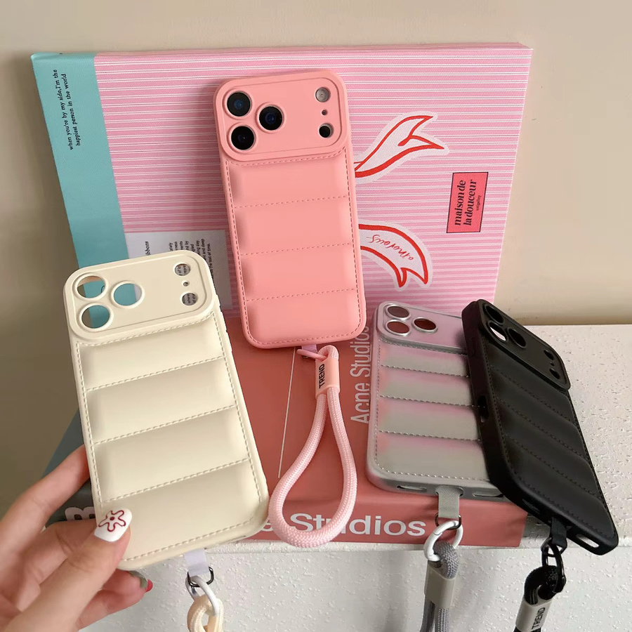 Silikonhülle mit weicher Handgelenkschlaufe und Kameraschutz für iPhone 17 16 15 14 13 12 11 Pro Max XS XR X 7 8 in Pink - Bild 2