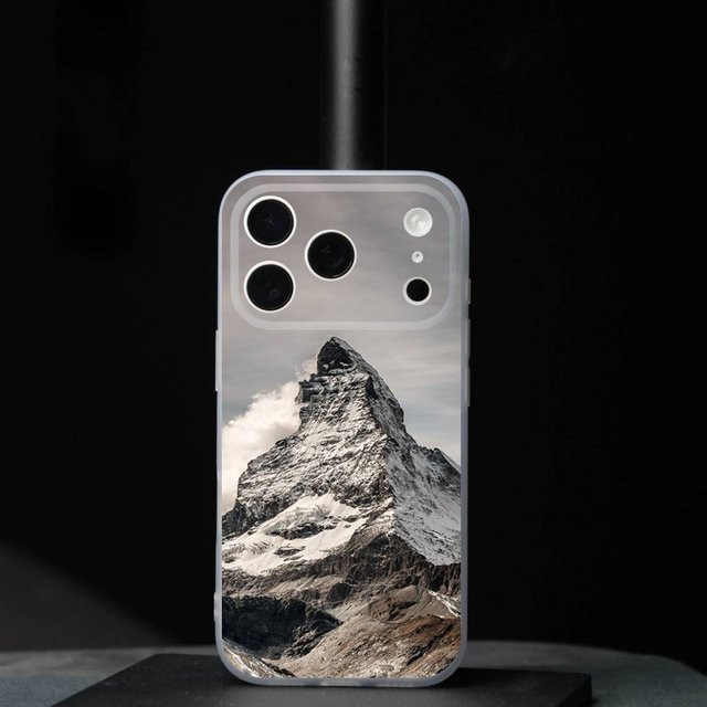 Magnetische Matterhorn Schweizer Berg Handyhülle für iPhone 17 16 15 14 13 12 11 Pro Max Plus Mini SE Multicolour mit MagSafe Kompatibilität - Bild 1