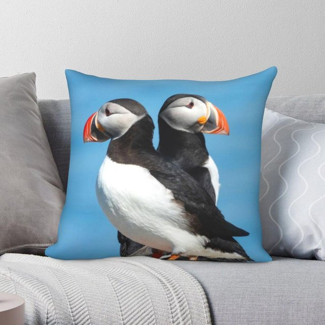 Paar dekorative Kissenbezüge mit Papageientaucher-Motiv aus Polyester und Leinen in Schwarz und Blau, B/B: 30 x 30 cm - Bild 1