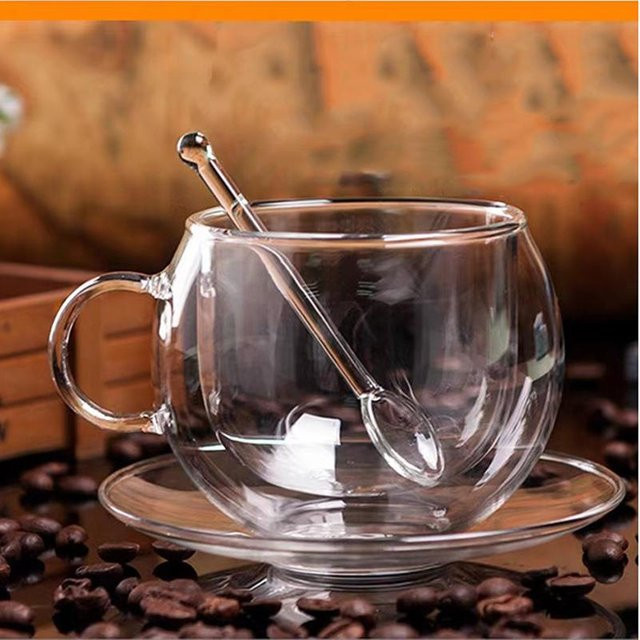 Justinlau Doppelwandiger Glasbecher mit Henkel und Untertasse, transparent, 150 ml - Bild 1