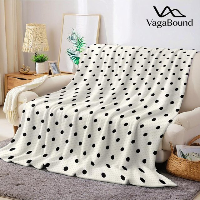 JMG Household Supplies Flanelldecke mit Polka Dots in Creme und Schwarz, weich und warm, B/B: 180 x 230 cm - Bild 1